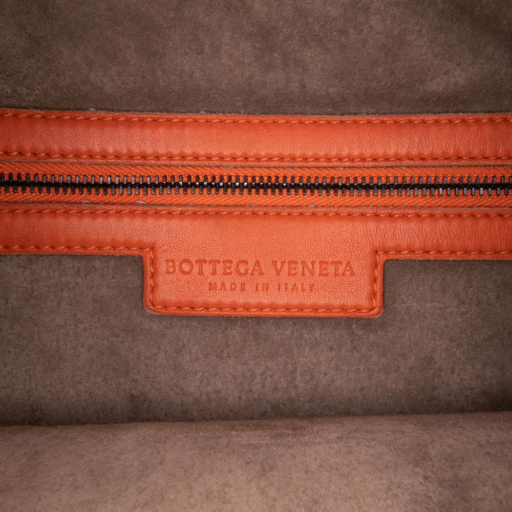 Pre-Loved Bottega Veneta Small Nappa Intrecciato Veneta Hobo - Picture 5 of 9